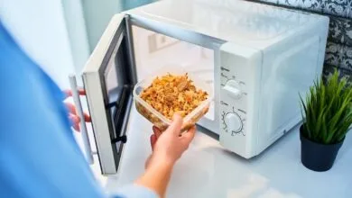 این غذاها را دوباره در مایکروویو گرم نکنید این غذاها را دوباره در مایکروویو گرم نکنید