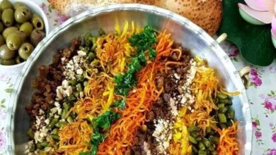 خوراک قفقازی با گوشت چرخ کرده؛ یک غذای سریع و مقوی برای بچهها و بزرگسالان خوراک قفقازی با گوشت چرخ کرده؛ یک غذای سریع و مقوی برای بچهها و بزرگسالان