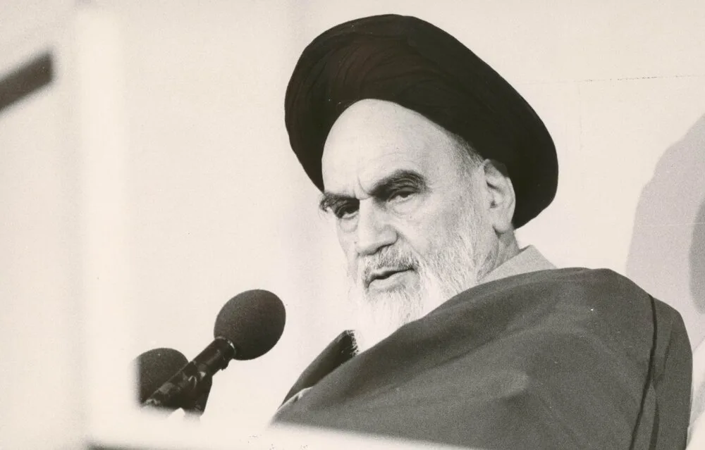 نمایندگان مجلس فردا به حرم امام (ره) می‌روند