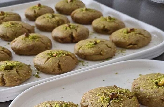 قرابیه پسته؛ شیرینی‌ اصیل و دلربا که طعم بهشت می دهد
