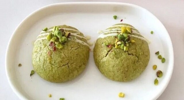 قرابیه پسته؛ شیرینی‌ اصیل و دلربا که طعم بهشت می دهد
