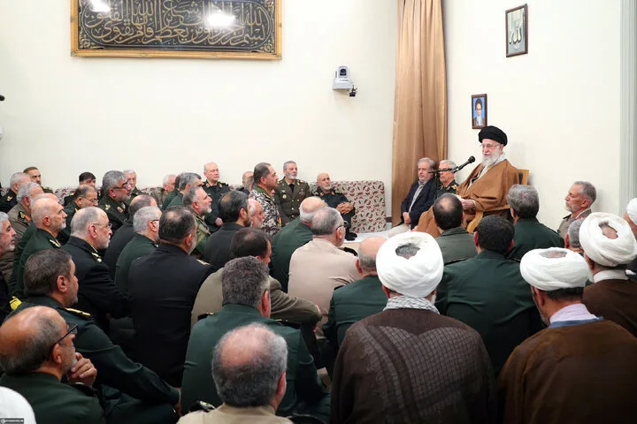 دشمن از پیشرفتهای جمهوری اسلامی کلافه و عصبی است